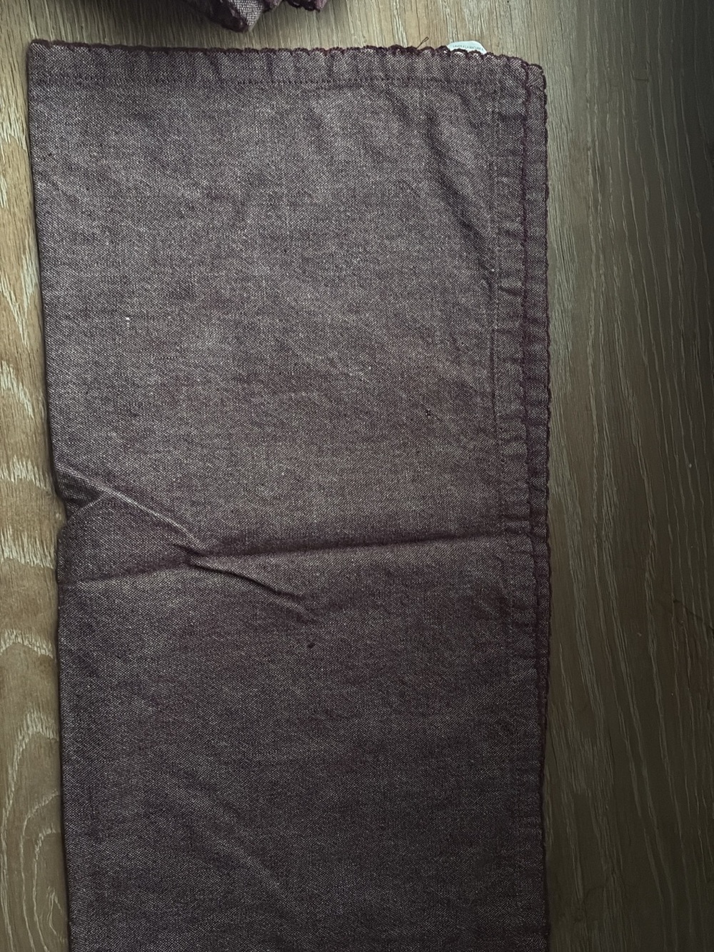 Pier 1 Burgundy 18 cloth napkins